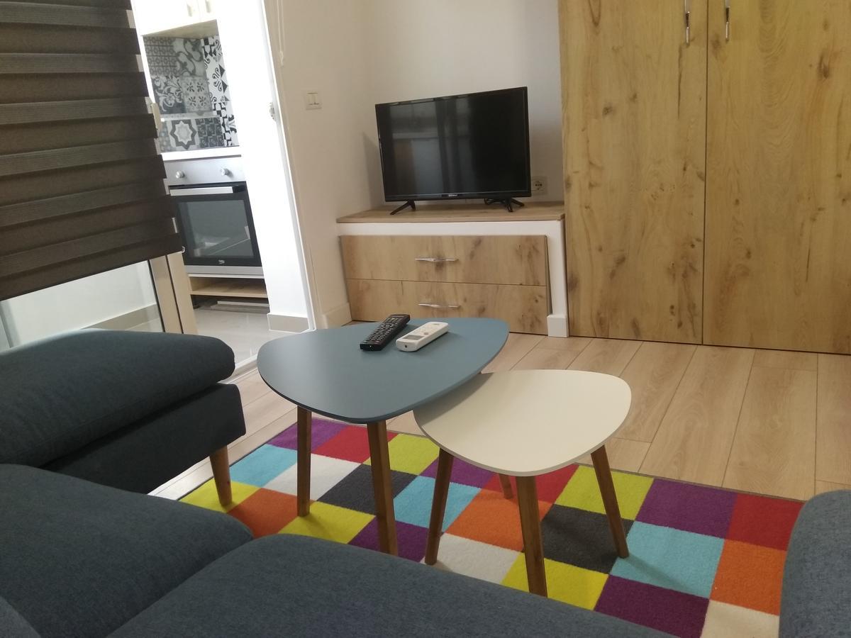 Tirana City Center Apartment ภายนอก รูปภาพ