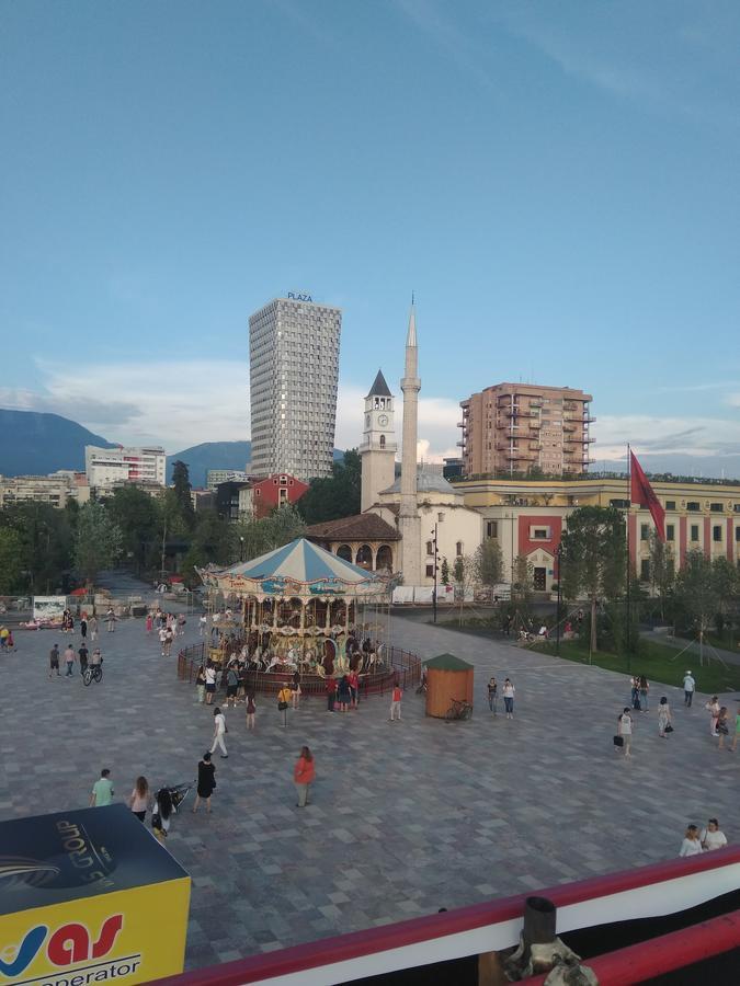 Tirana City Center Apartment ภายนอก รูปภาพ