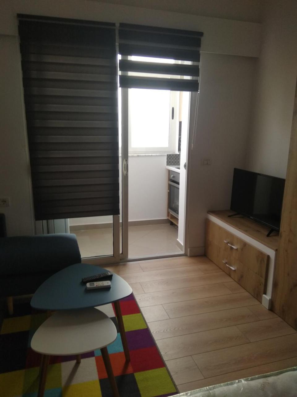 Tirana City Center Apartment ภายนอก รูปภาพ